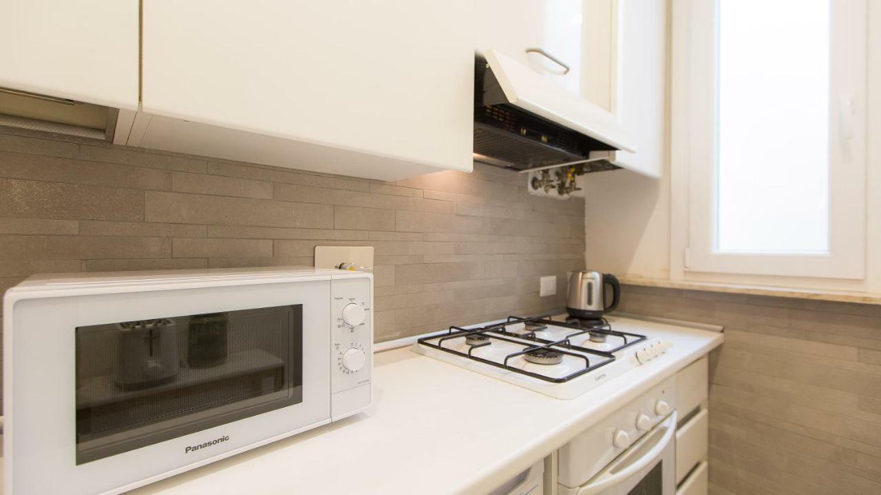Rental In Rome Giulia Atmosphere Roma Exterior foto